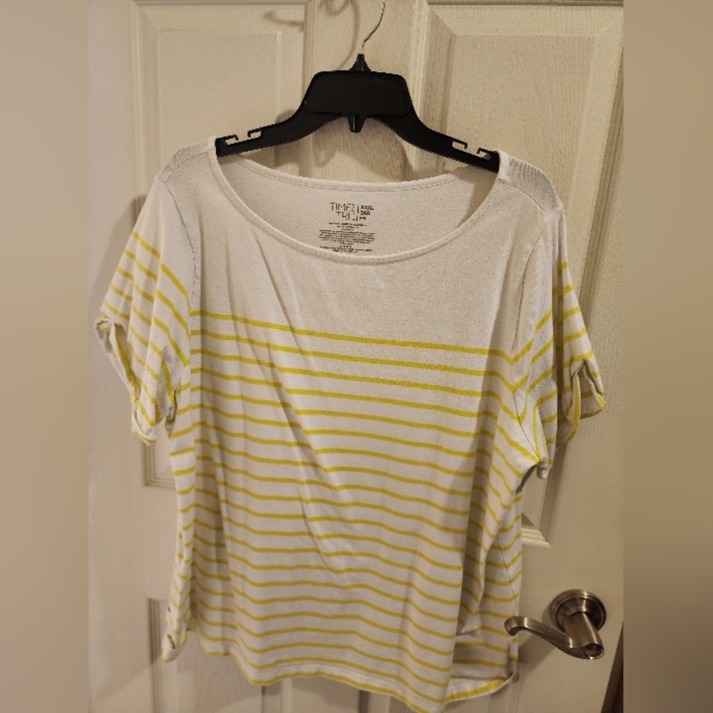 4/$25 Time And Tru Plus Women Short Sleeve Top